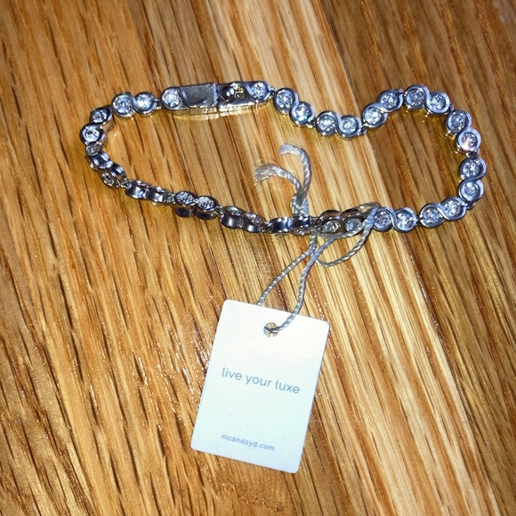 ♻️Nic and Syd Bracelet - Picture 7 of 7